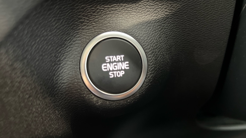 Used Volvo XC40 2021 for sale - 76390055: Photo 27