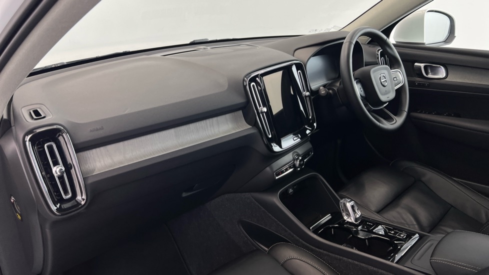 Used Volvo XC40 2021 for sale - 76390055: Photo 36