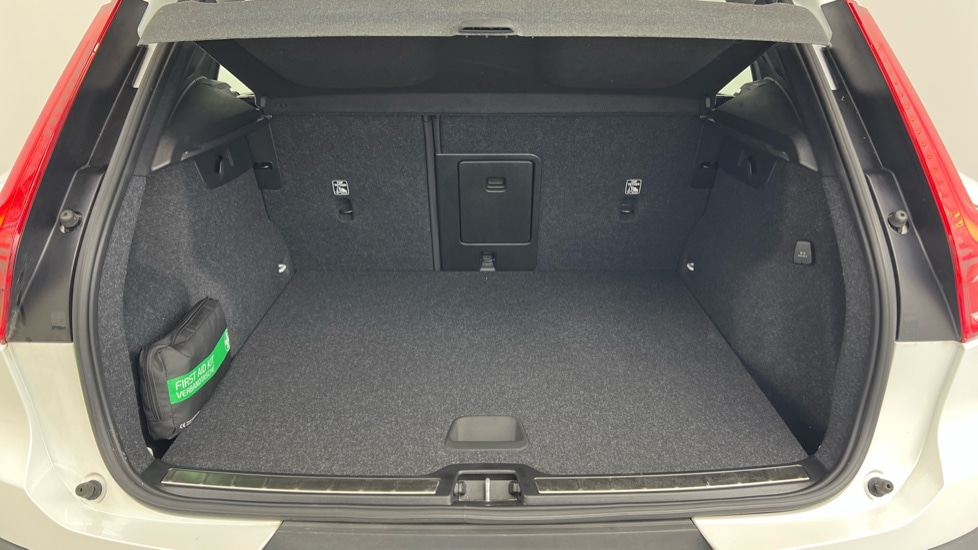 Used Volvo XC40 2021 for sale - 76390055: Photo 38