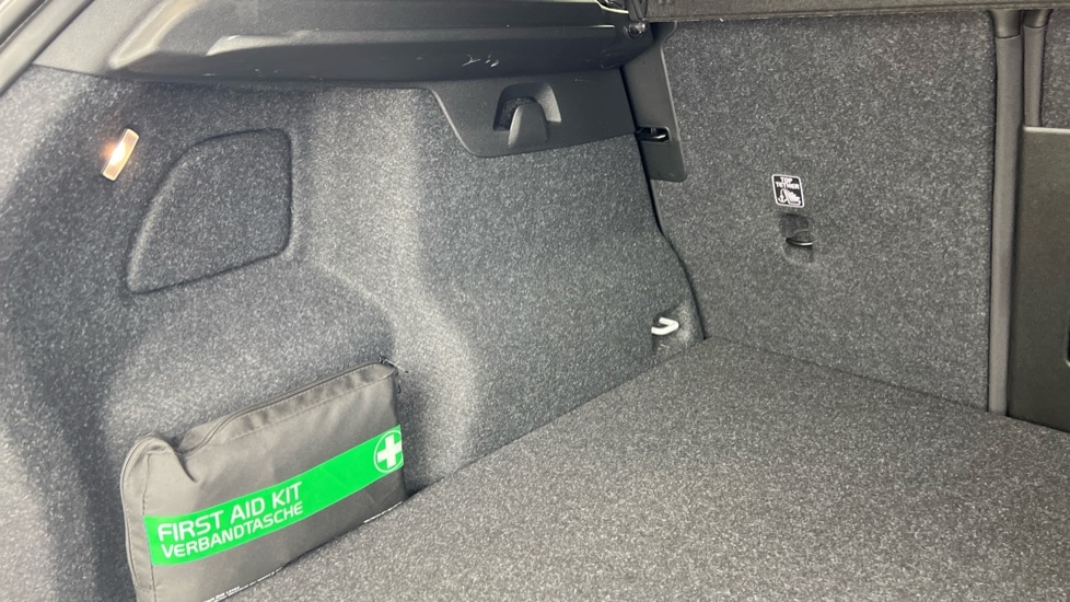 Used Volvo XC40 2021 for sale - 76390055: Photo 40