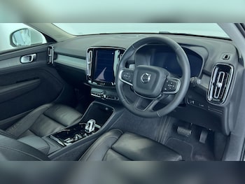 Used Volvo XC40 2021 for sale - 76390055: Photo