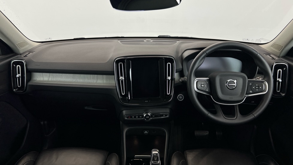 Used Volvo XC40 2021 for sale - 76390055: Photo 5