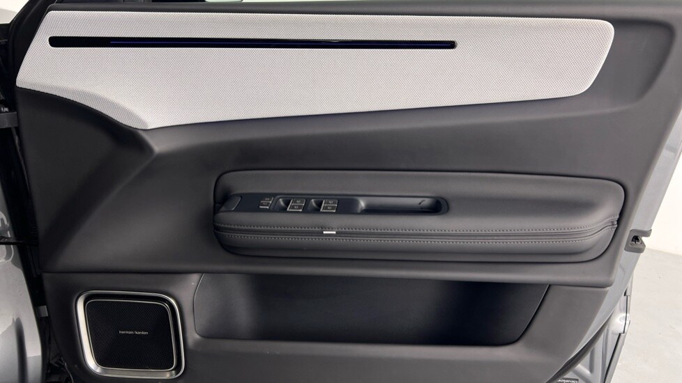 Used Polestar Polestar 4 2024 for sale - 78219018: Photo 33