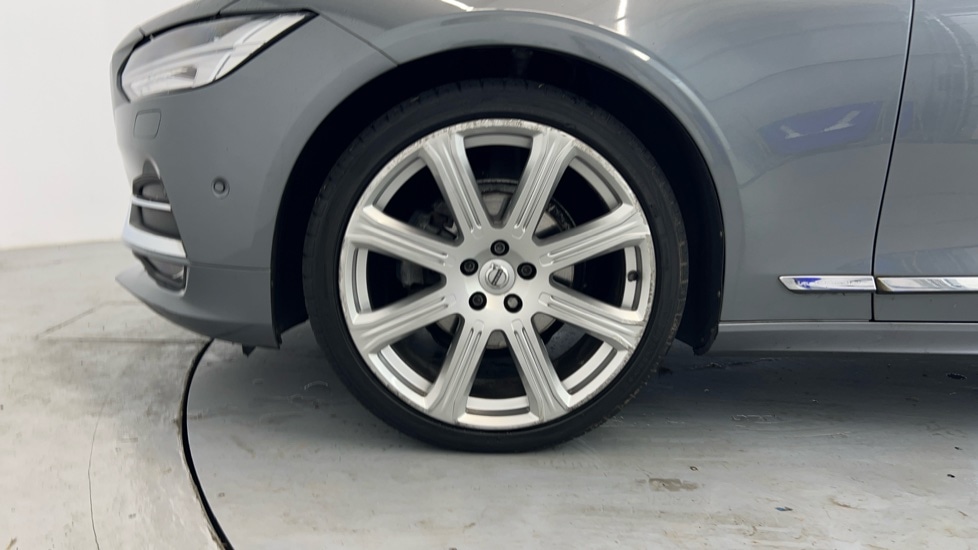 Used Volvo V90 2018 for sale - 77232097: Photo 41