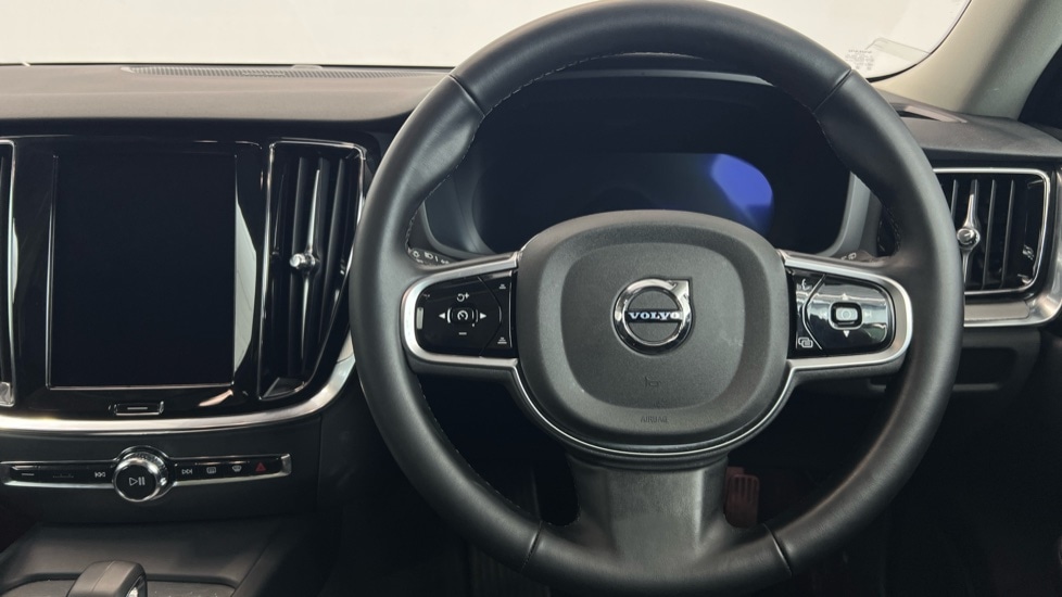 Used Volvo V60 2025 for sale - 77532011: Photo 10