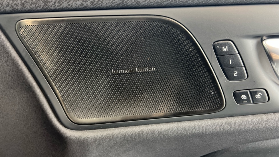 Used Volvo V60 2025 for sale - 77532011: Photo 62