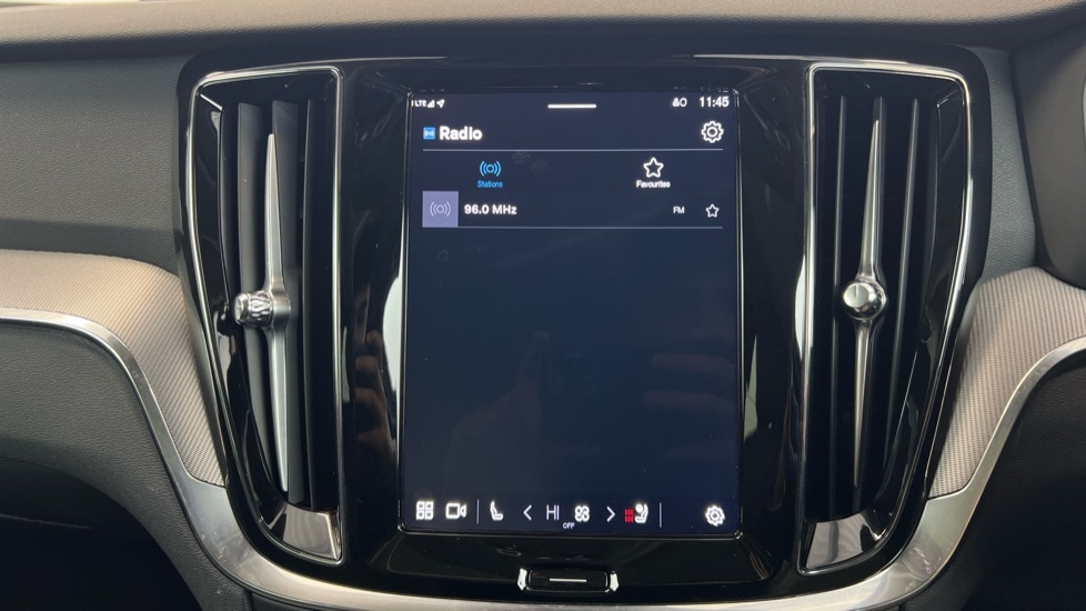 Used Volvo V60 2025 for sale - 77532011: Photo 71