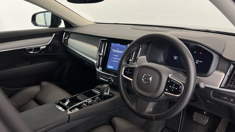 Used Volvo V90 2025 for sale - 78022213: Photo 4