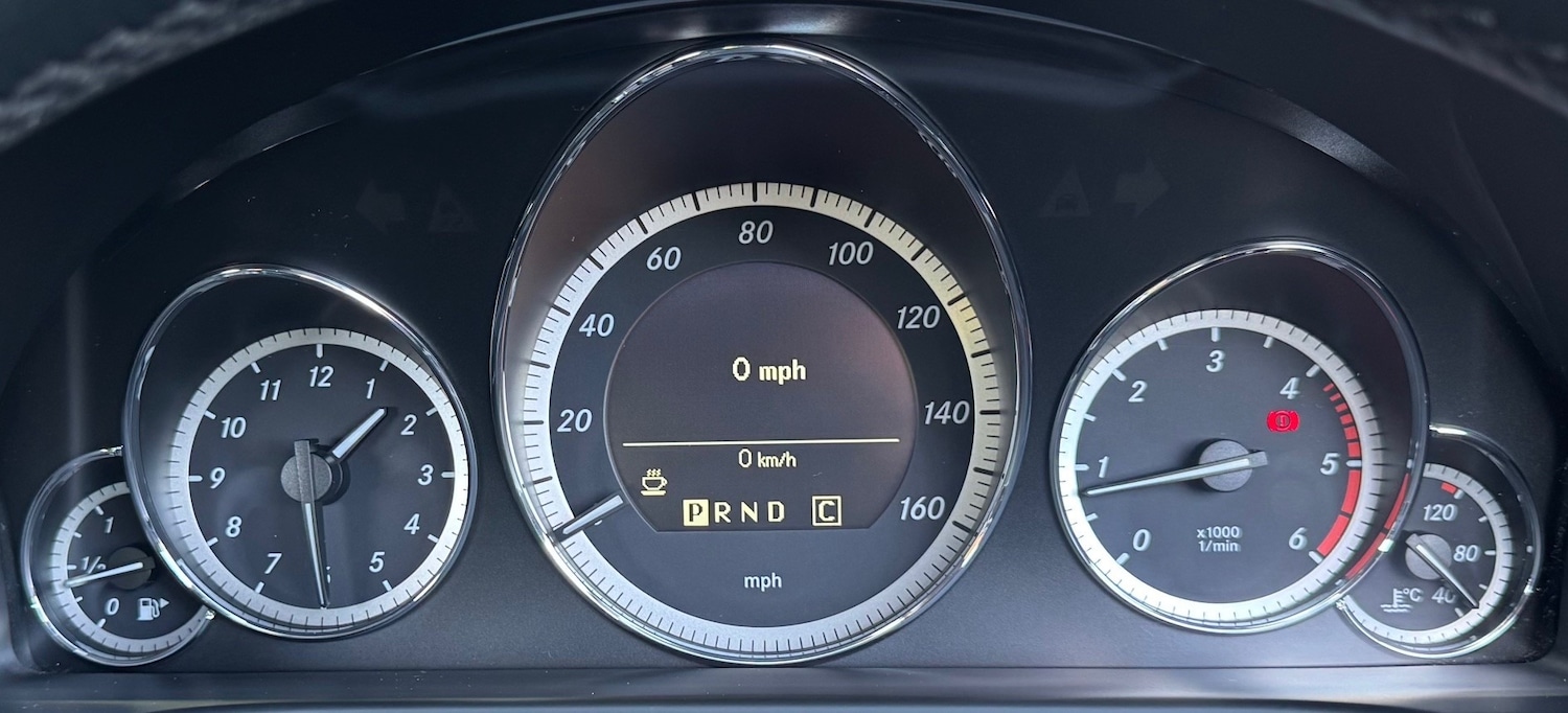 Used Mercedes-Benz E Class 2010 for sale - 77311455: Photo 13