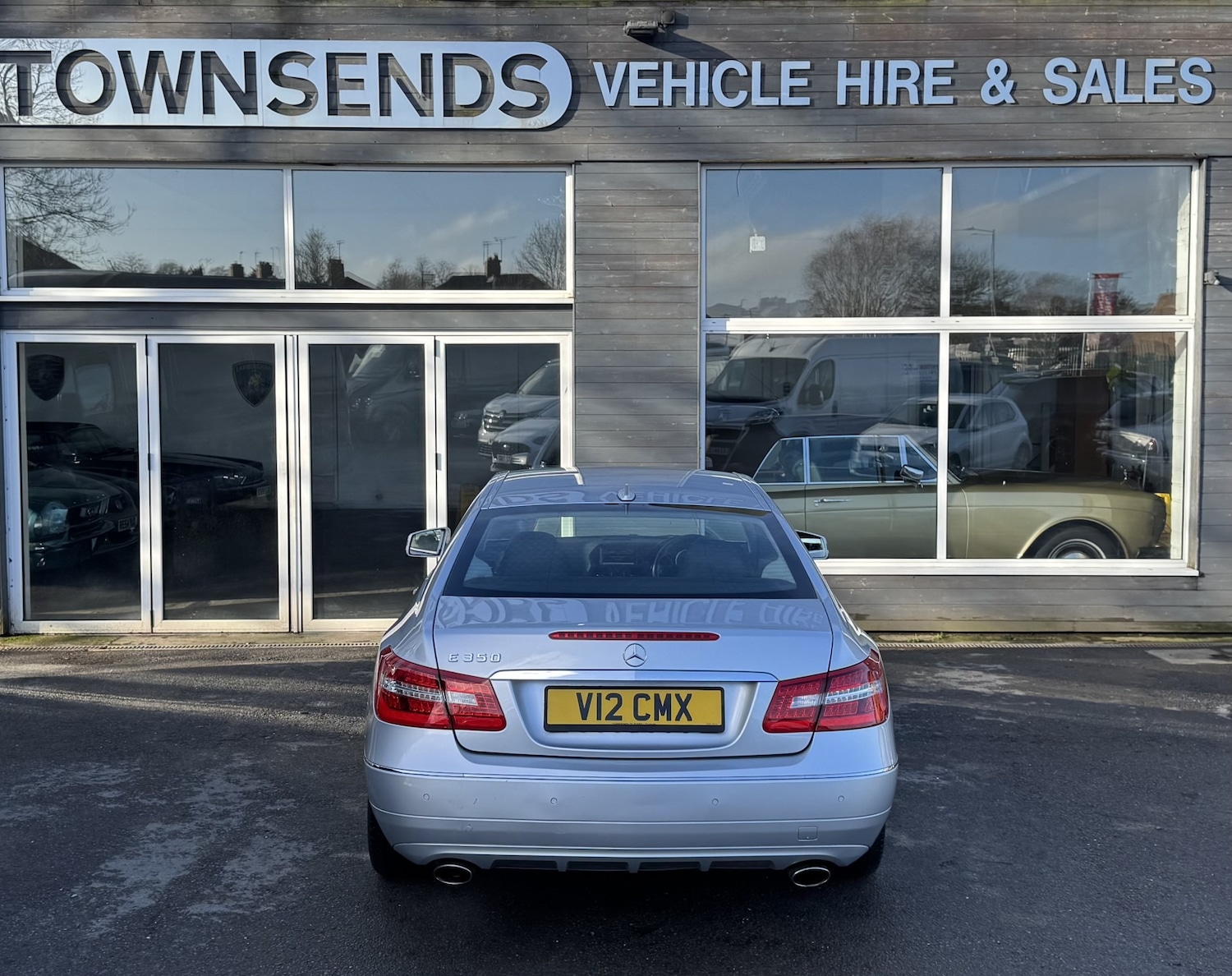 Used Mercedes-Benz E Class 2010 for sale - 77311455: Photo 5