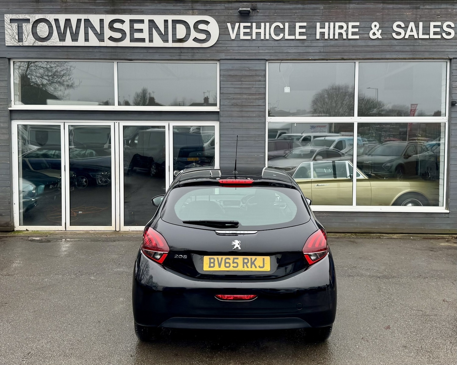 Used Peugeot 208 2015 for sale - 77148541: Photo 5