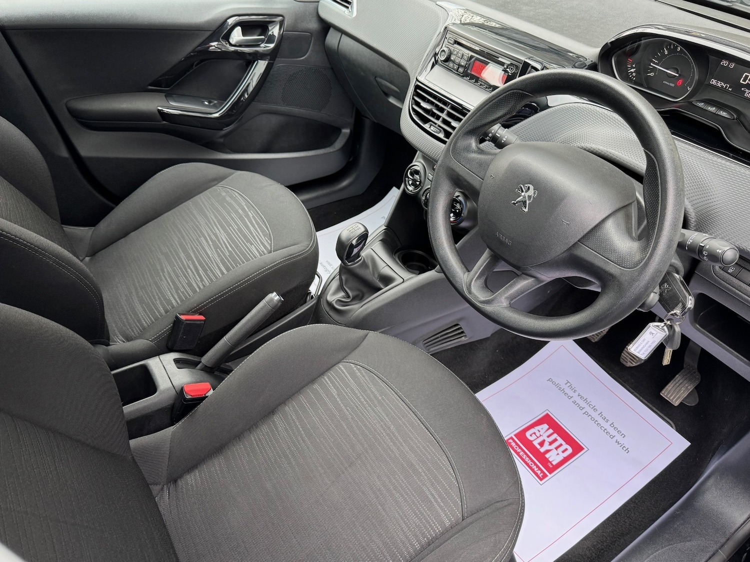 Used Peugeot 208 2015 for sale - 77148541: Photo 7