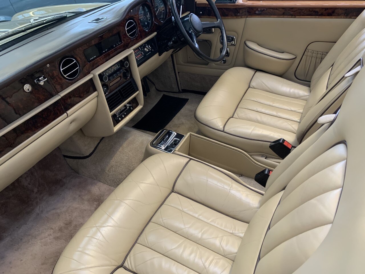 Used Rolls-Royce Corniche 1981 for sale - 77148168: Photo 11
