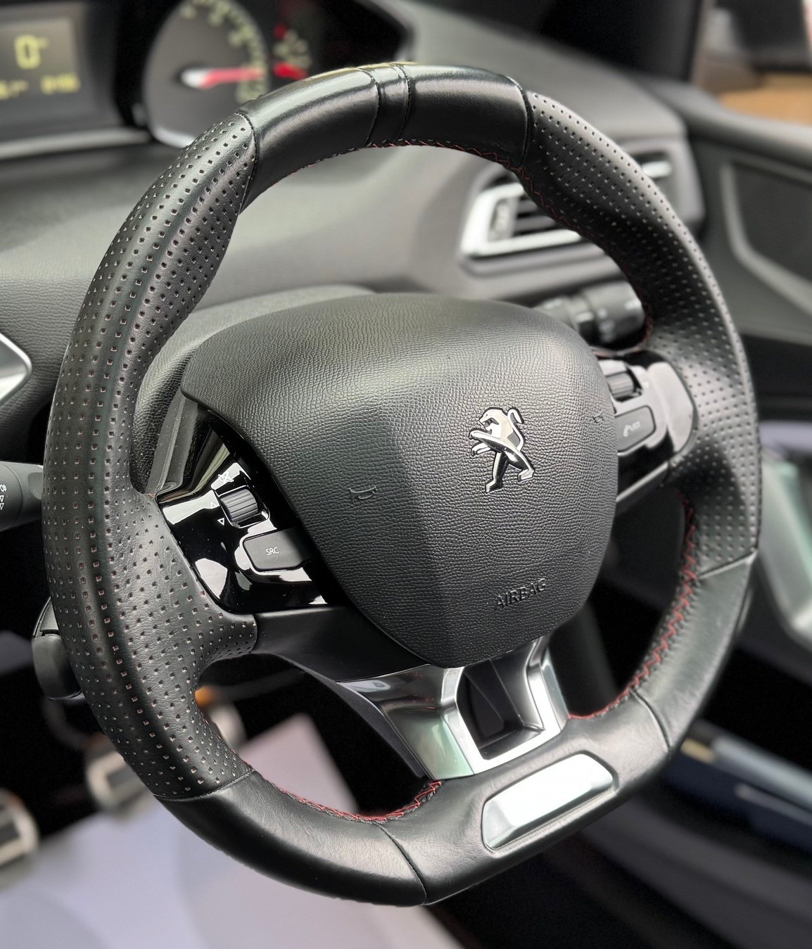 Used Peugeot 308 2018 for sale - 77617883: Photo 12