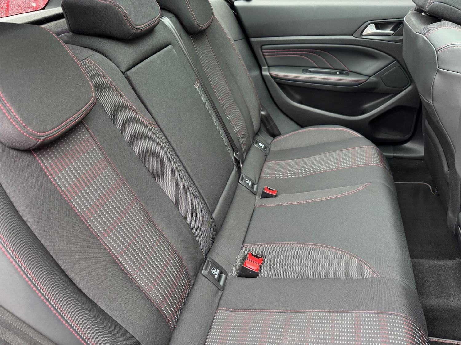 Used Peugeot 308 2018 for sale - 77617883: Photo 15