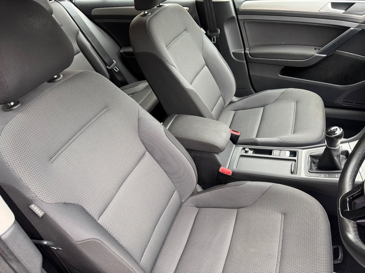 Used Volkswagen Golf 2016 for sale - 76554205: Photo 14