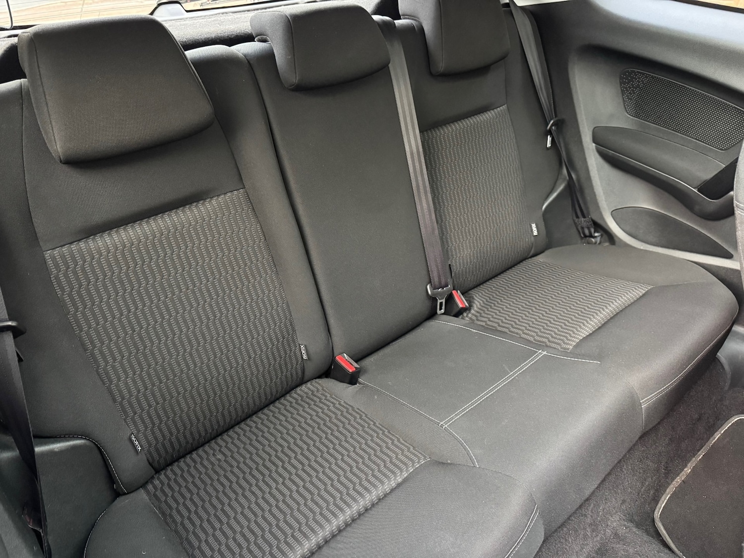 Used Peugeot 208 2014 for sale - 76835038: Photo 13