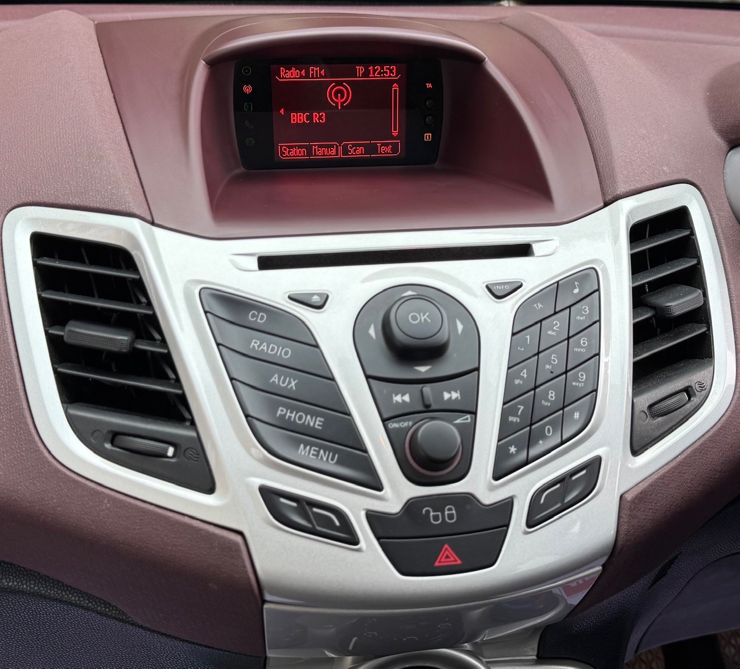 Used Ford Fiesta 2012 for sale - 78210953: Photo 10