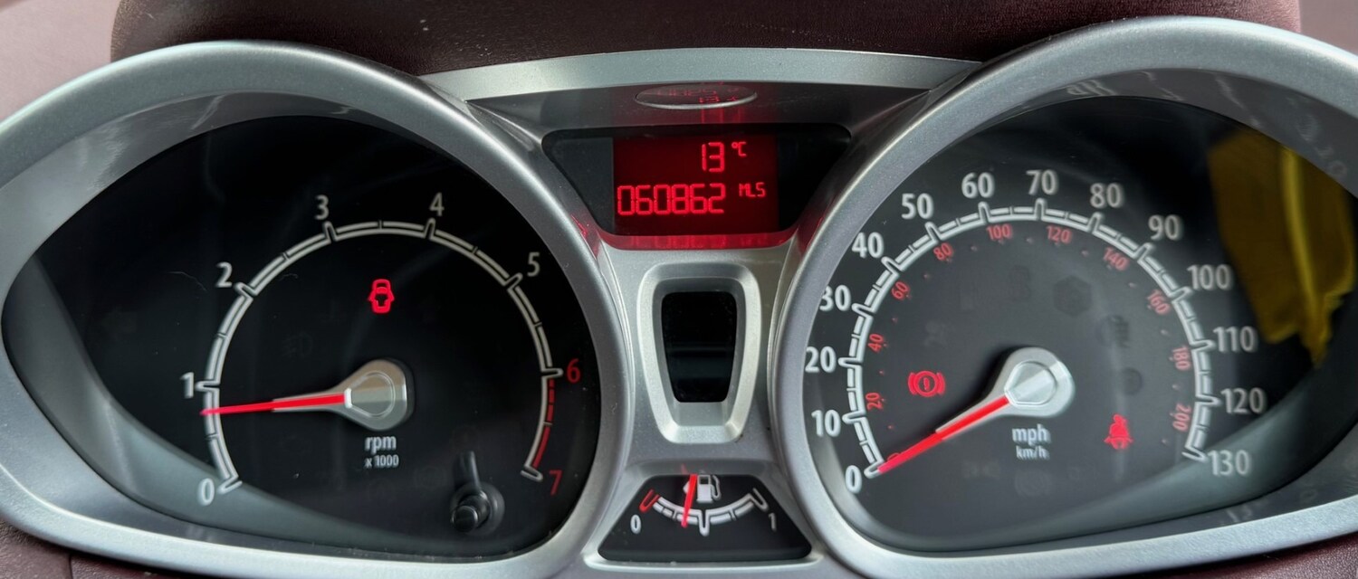 Used Ford Fiesta 2012 for sale - 78210953: Photo 14