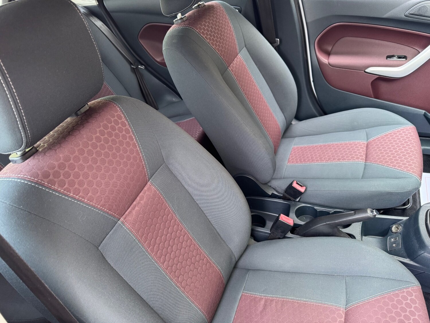 Used Ford Fiesta 2012 for sale - 78210953: Photo 15