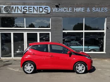 Used Toyota AYGO 2016 for sale - 79457303: Photo