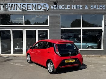 Used Toyota AYGO 2016 for sale - 79457303: Photo