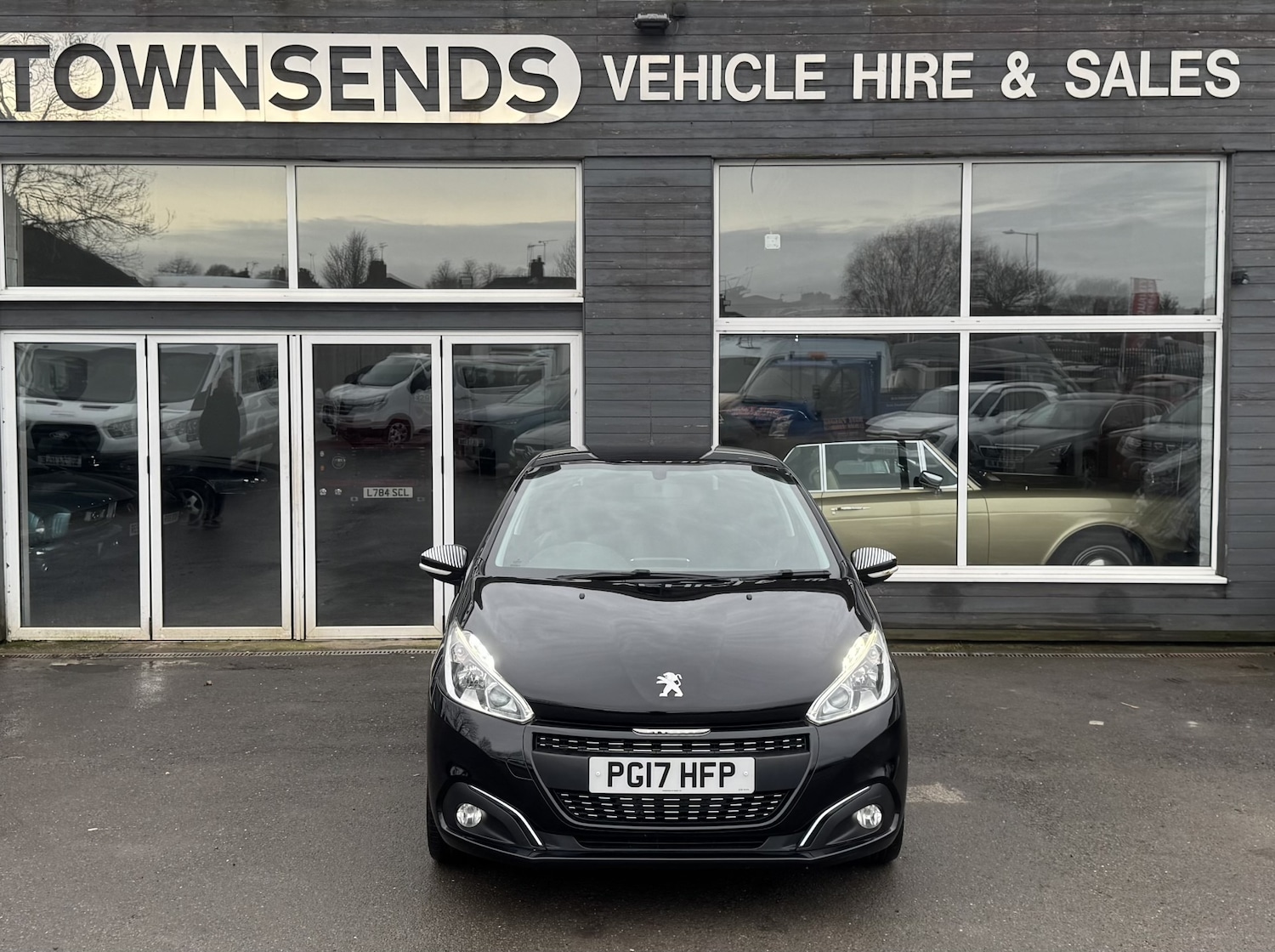Used Peugeot 208 2017 for sale - 77617880: Photo 6