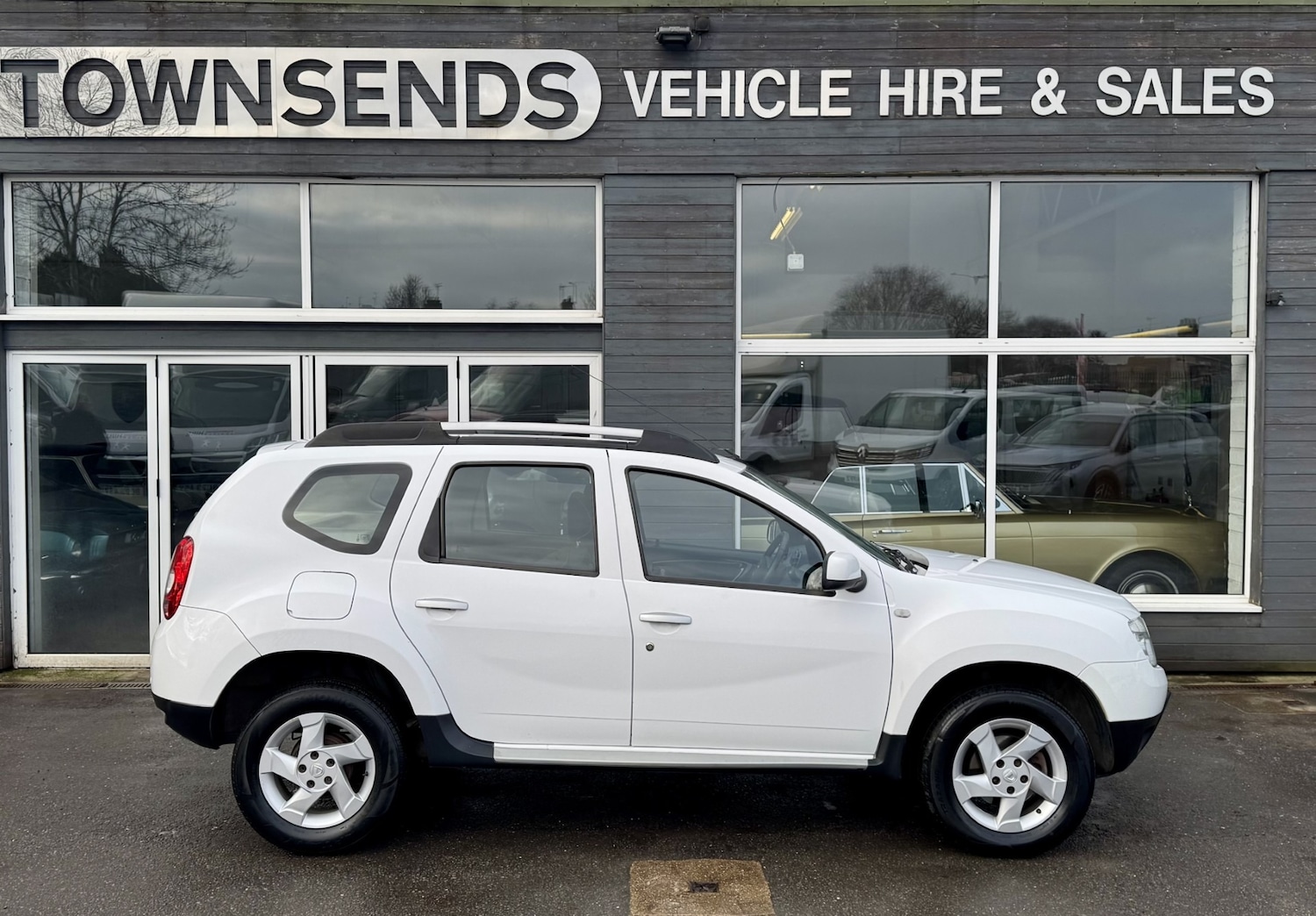 Used Dacia Duster 2021 for sale - 77086267: Photo 2