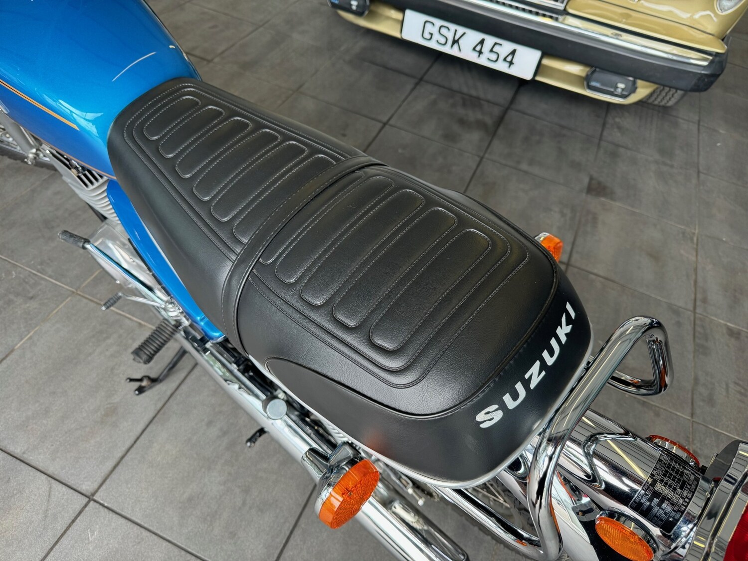Suzuki GT250