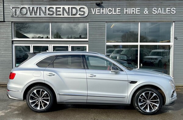 Used Bentley Bentayga 2016 for sale - 71685525: Photo 2