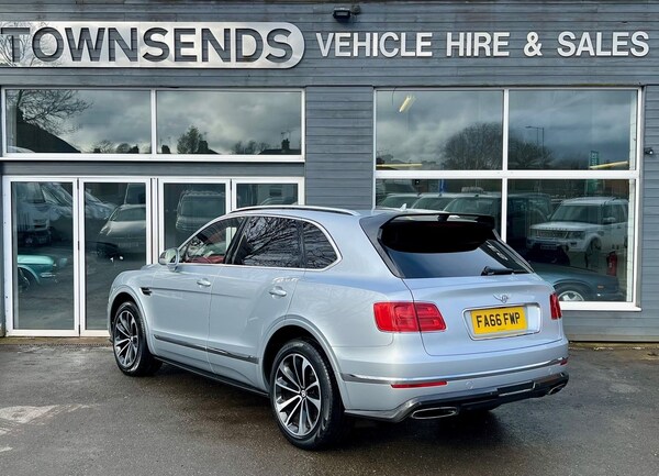 Used Bentley Bentayga 2016 for sale - 71685525: Photo 4