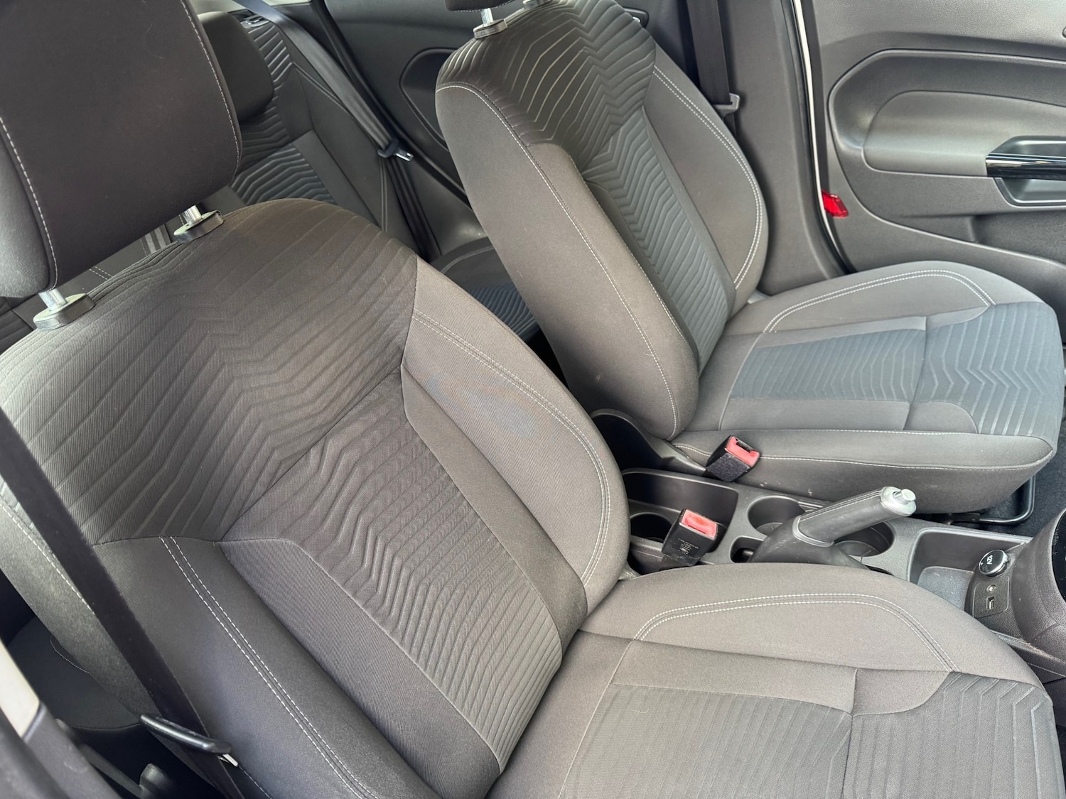 Used Ford Fiesta 2015 for sale - 78070621: Photo 13