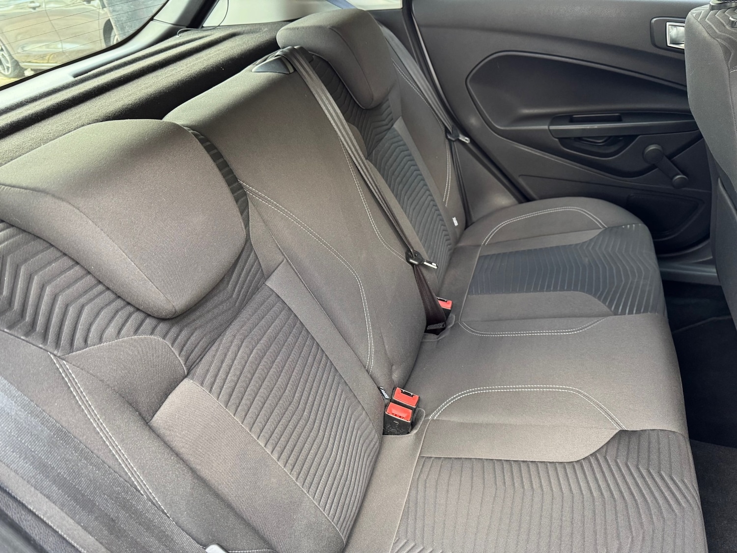 Used Ford Fiesta 2015 for sale - 78070621: Photo 16