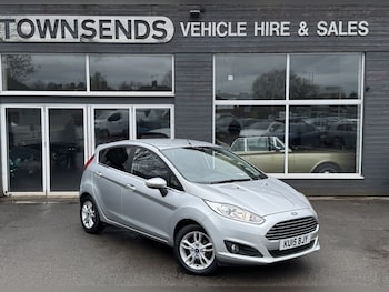 Used Ford Fiesta 2015 for sale - 78070621: Photo