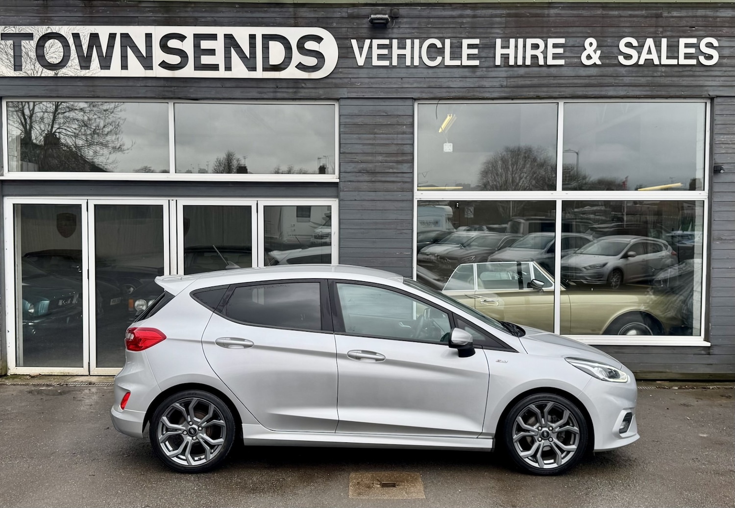 Used Ford Fiesta 2020 for sale - 77763183: Photo 2