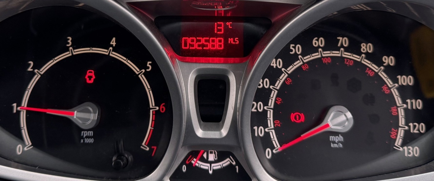 Used Ford Fiesta 2011 for sale - 76879401: Photo 11