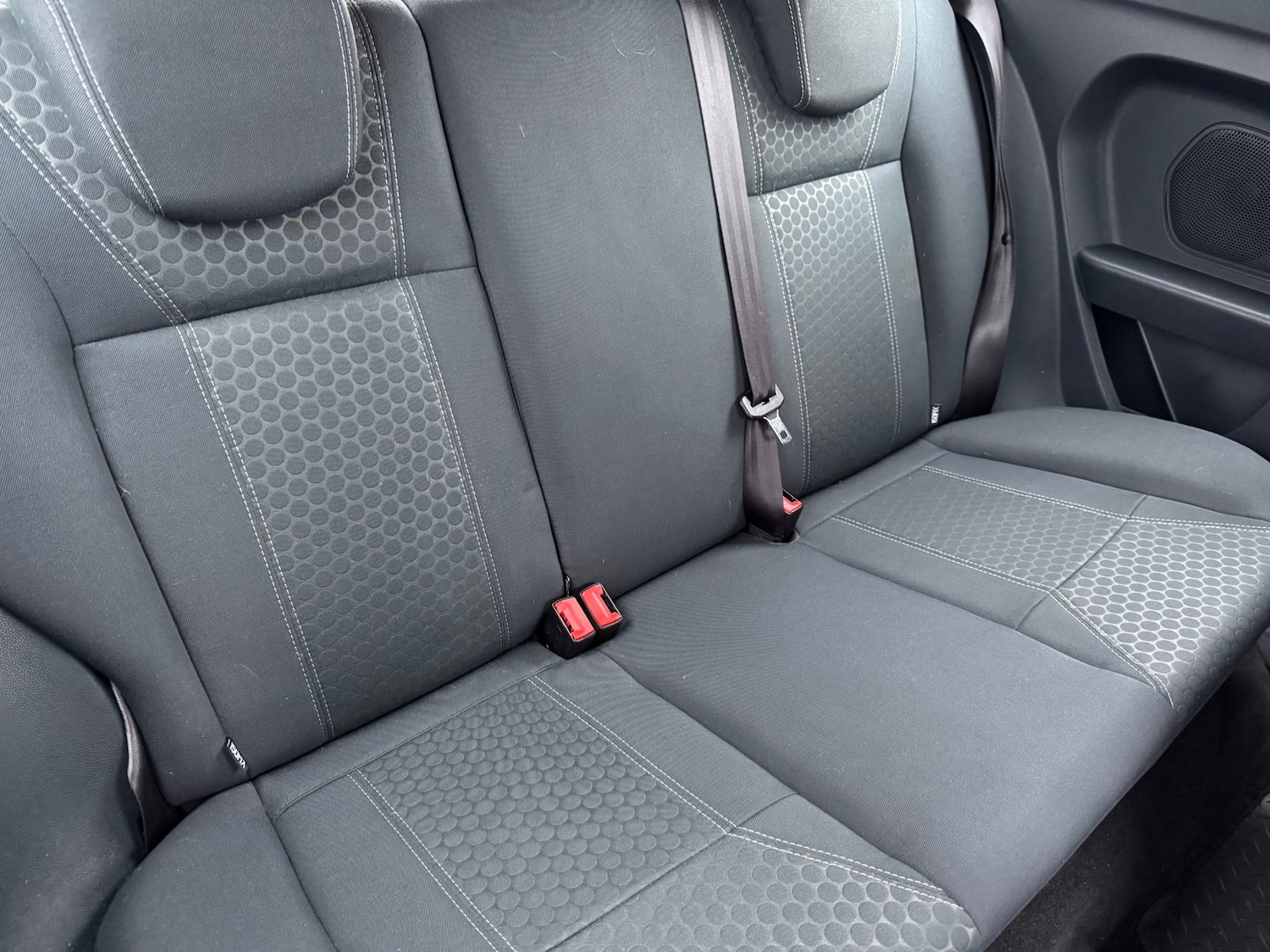 Used Ford Fiesta 2011 for sale - 76879401: Photo 15