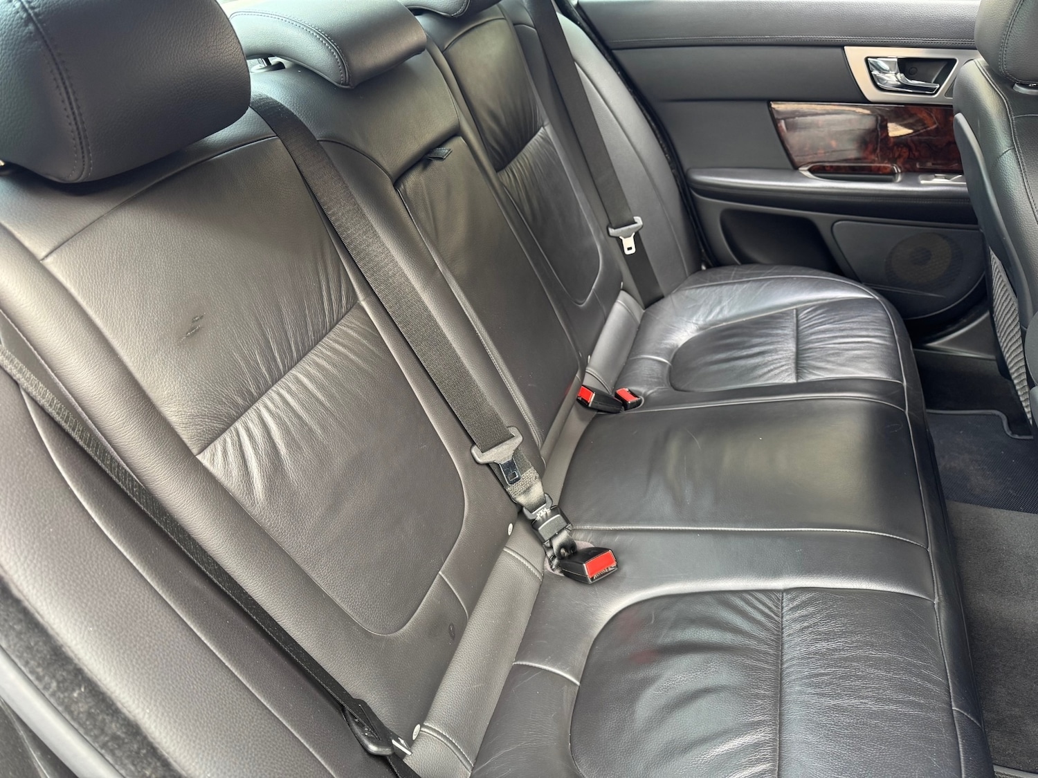 Used Jaguar XF 2010 for sale - 76102592: Photo 14