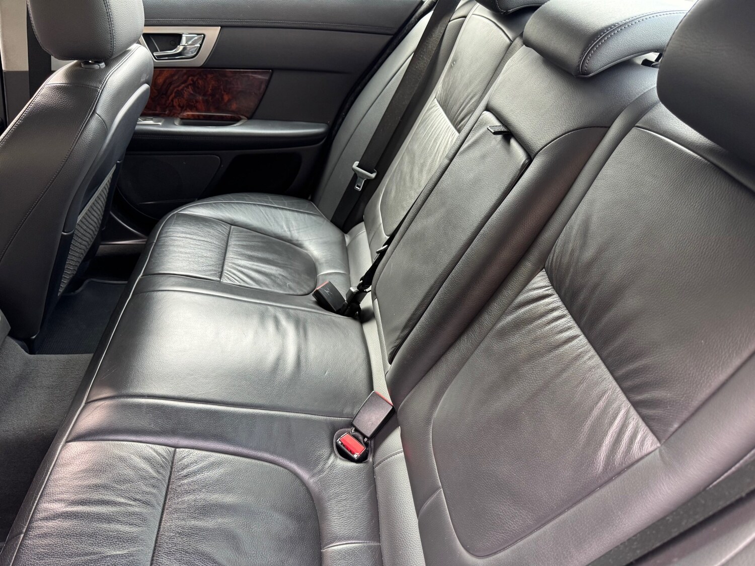 Used Jaguar XF 2010 for sale - 76102592: Photo 15