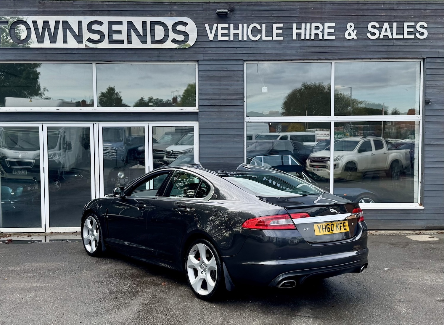 Used Jaguar XF 2010 for sale - 76102592: Photo 3