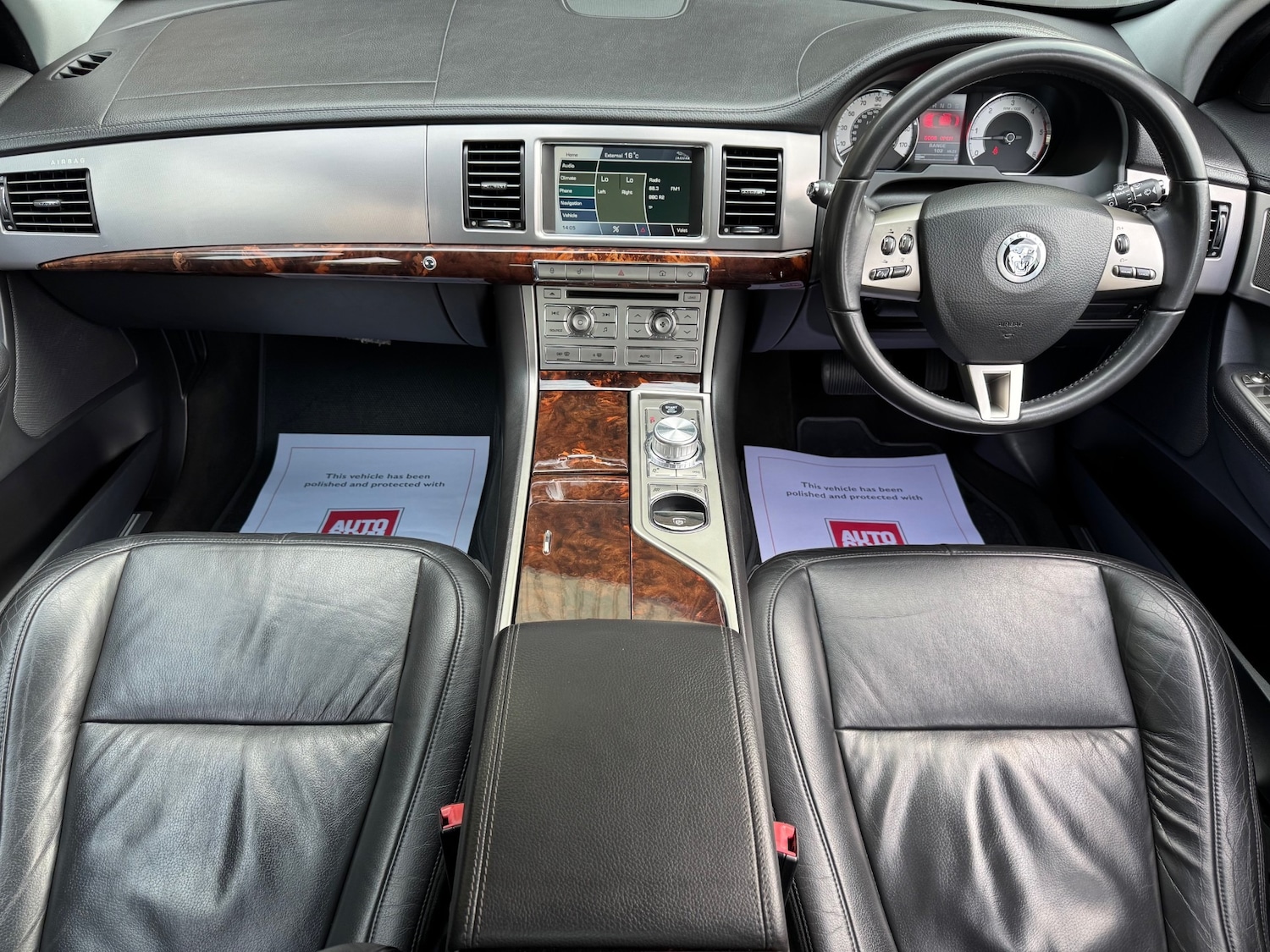 Used Jaguar XF 2010 for sale - 76102592: Photo 7