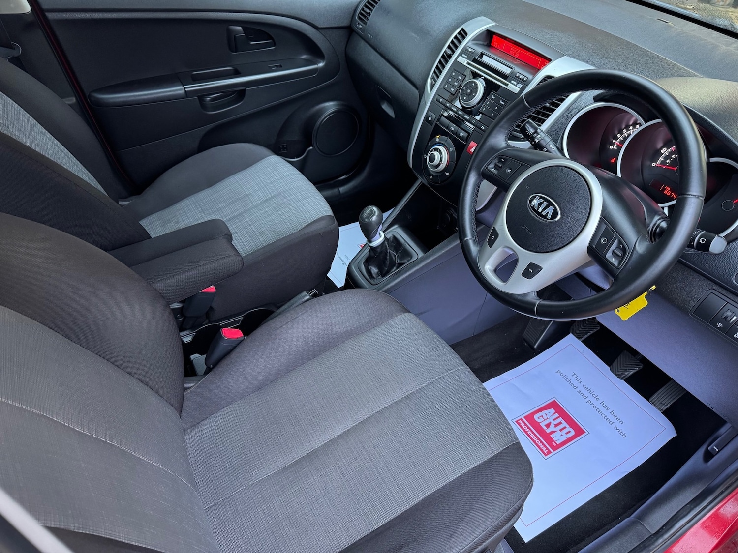 Used Kia Venga 2013 for sale - 76880537: Photo 7