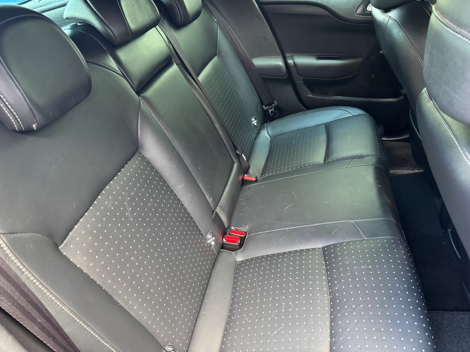 Used Citroen DS4 2014 for sale - 76564906: Photo 16