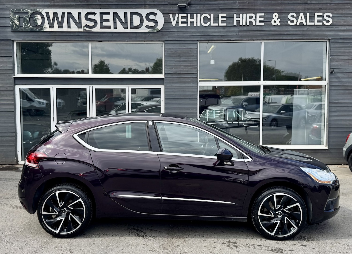 Used Citroen DS4 2014 for sale - 76564906: Photo 2