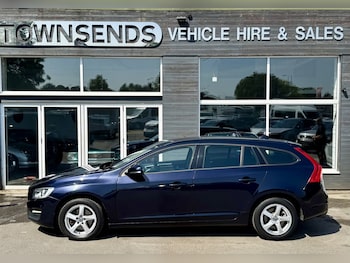 Used Volvo V60 2018 for sale - 78733899: Photo