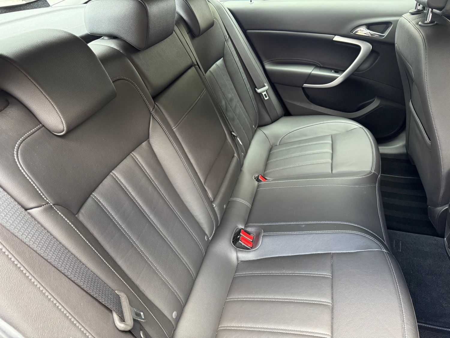 Used Vauxhall Insignia 2010 for sale - 78077445: Photo 17