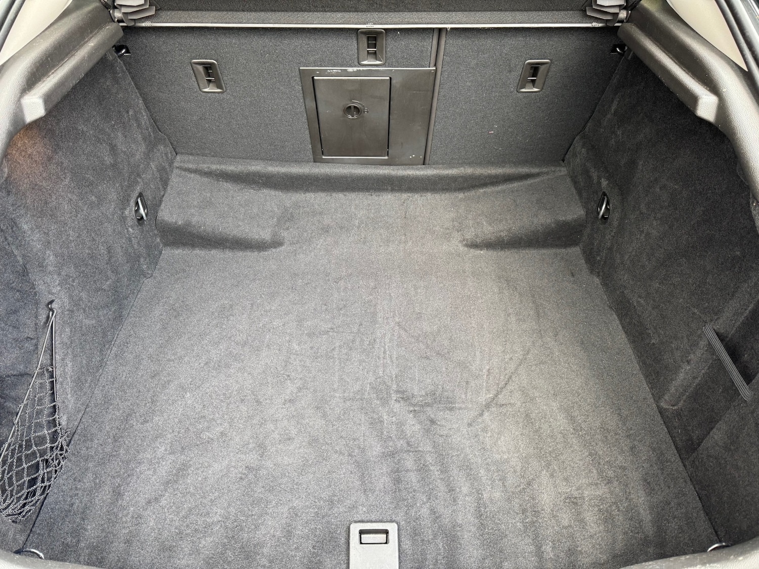 Used Vauxhall Insignia 2010 for sale - 78077445: Photo 19