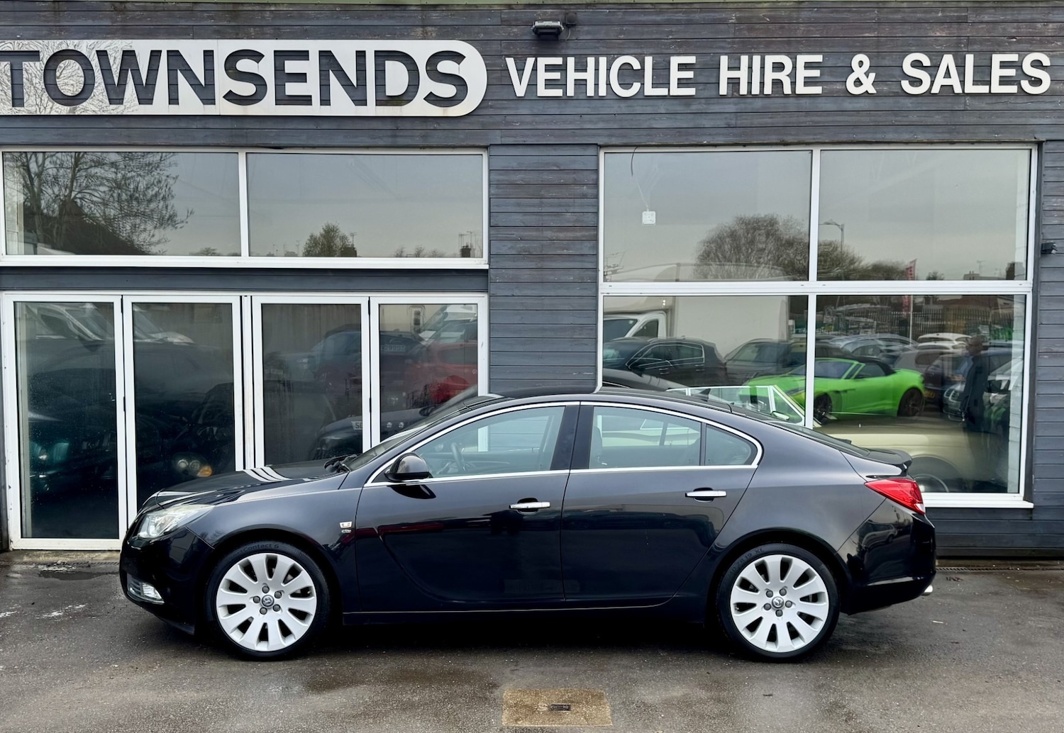 Used Vauxhall Insignia 2010 for sale - 78077445: Photo 3