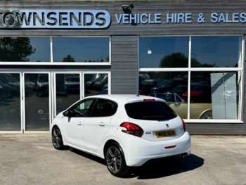 Used Peugeot 208 2016 for sale - 74658243: Photo