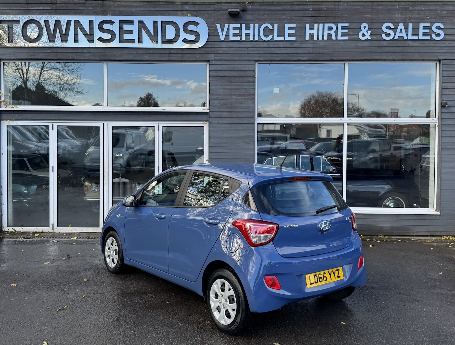 Used Hyundai i10 2016 for sale - 76467954: Photo 4